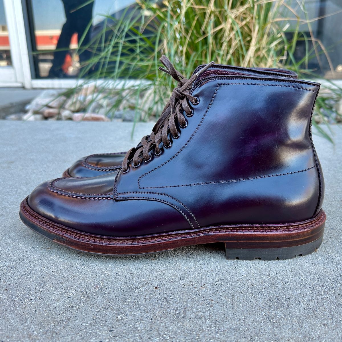 Photo by RoseAnvil_Weston on November 8, 2022 of the Alden Indy Boot in Horween Color 8 Shell Cordovan.