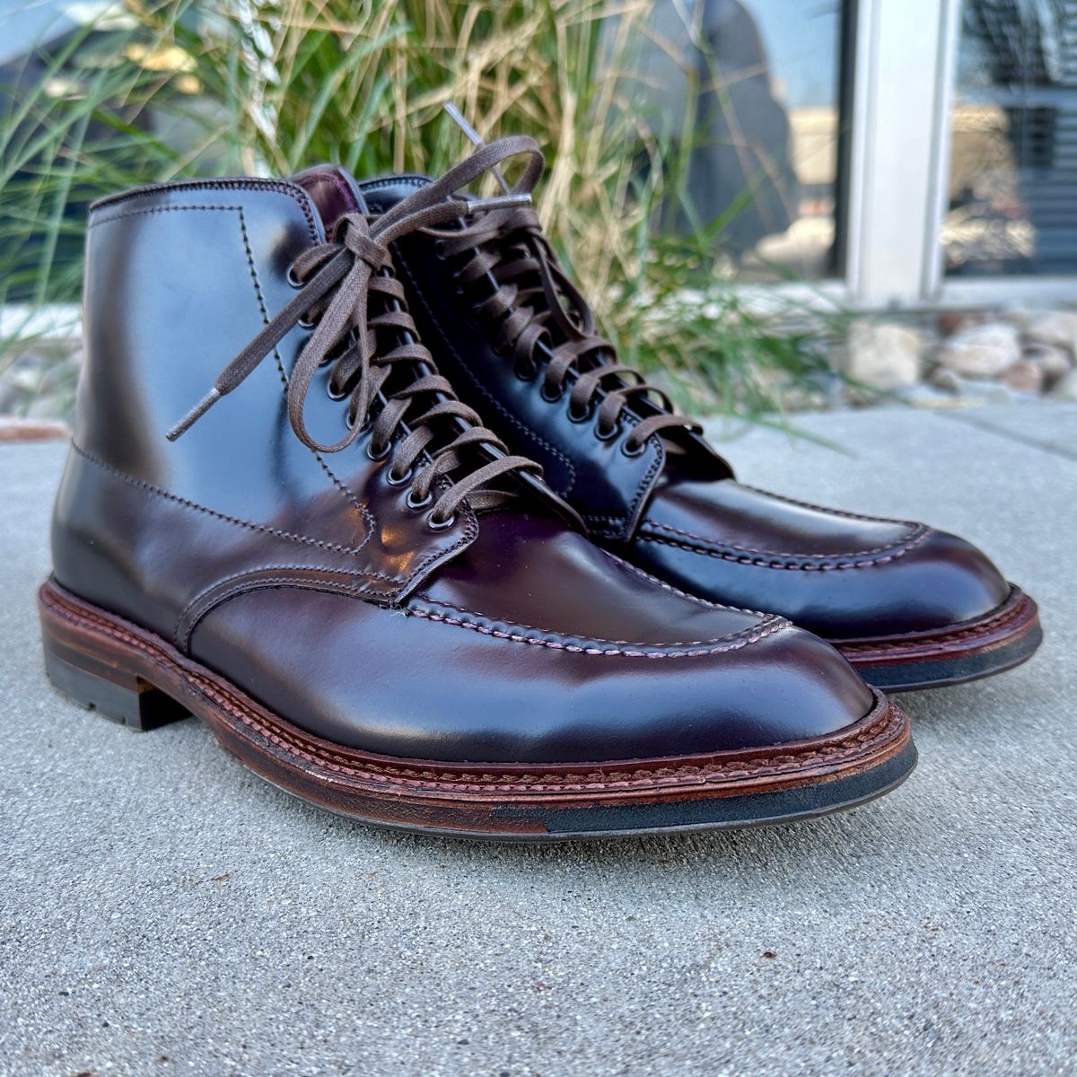 Photo by RoseAnvil_Weston on November 8, 2022 of the Alden Indy Boot in Horween Color 8 Shell Cordovan.