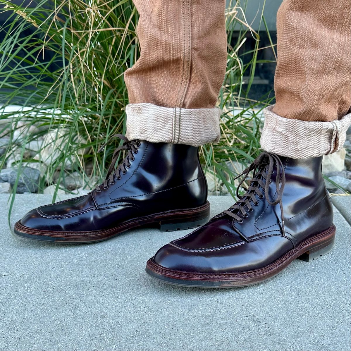 Photo by RoseAnvil_Weston on November 9, 2022 of the Alden Indy Boot in Horween Color 8 Shell Cordovan.