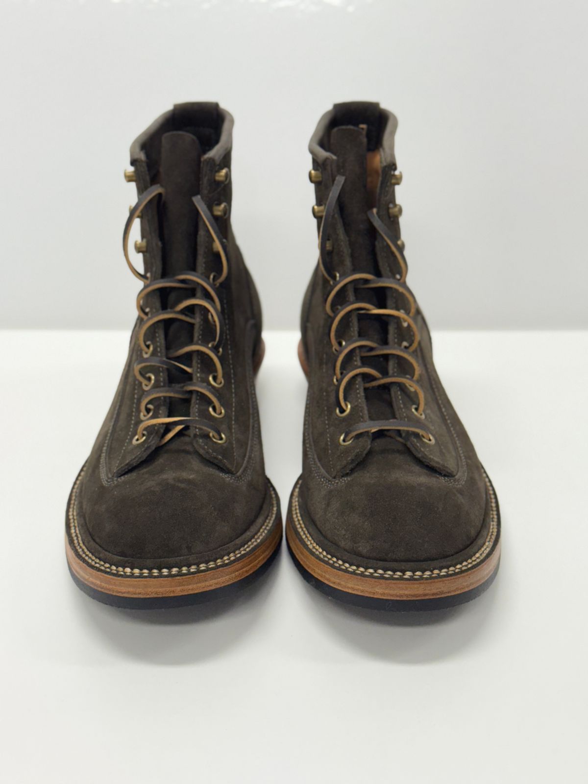 Photo by welts_and_wefts on October 1, 2025 of the Flame Panda Lace To Toe in Cf Stead Driftwood Suede.