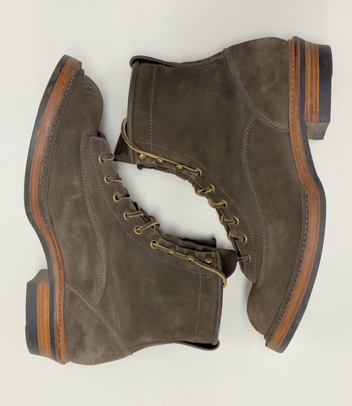 Photo by welts_and_wefts on December 1, 2025 of the Flame Panda Lace To Toe in Cf Stead Driftwood Suede.