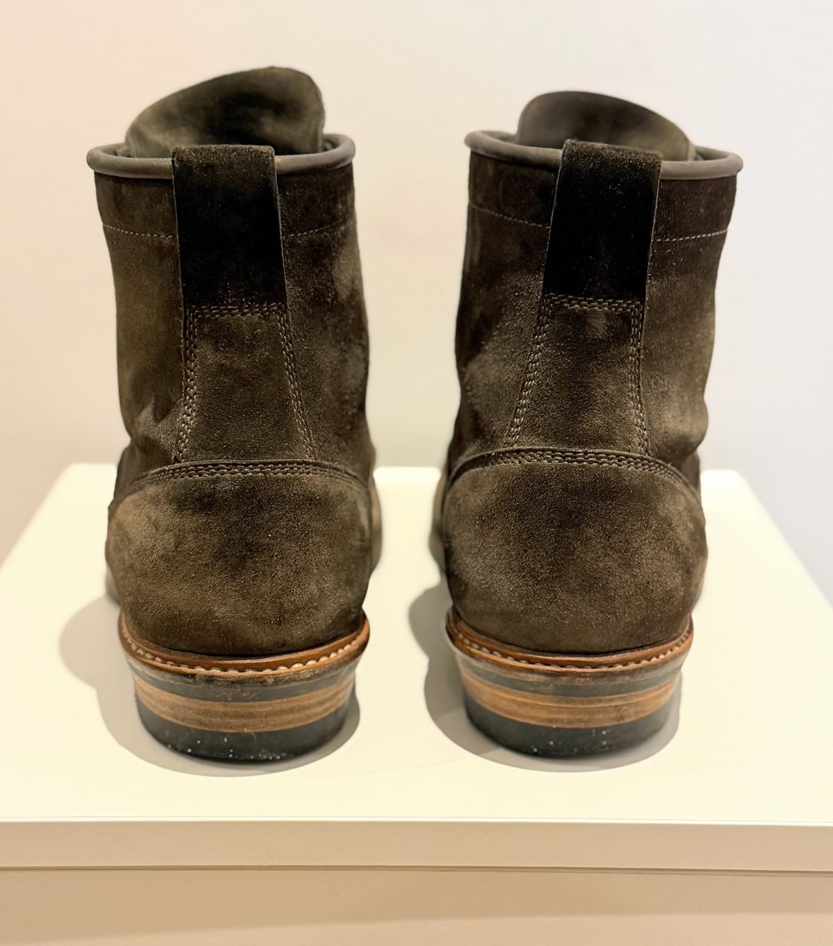 Photo by welts_and_wefts on January 1, 2026 of the Flame Panda Lace To Toe in Cf Stead Driftwood Suede.