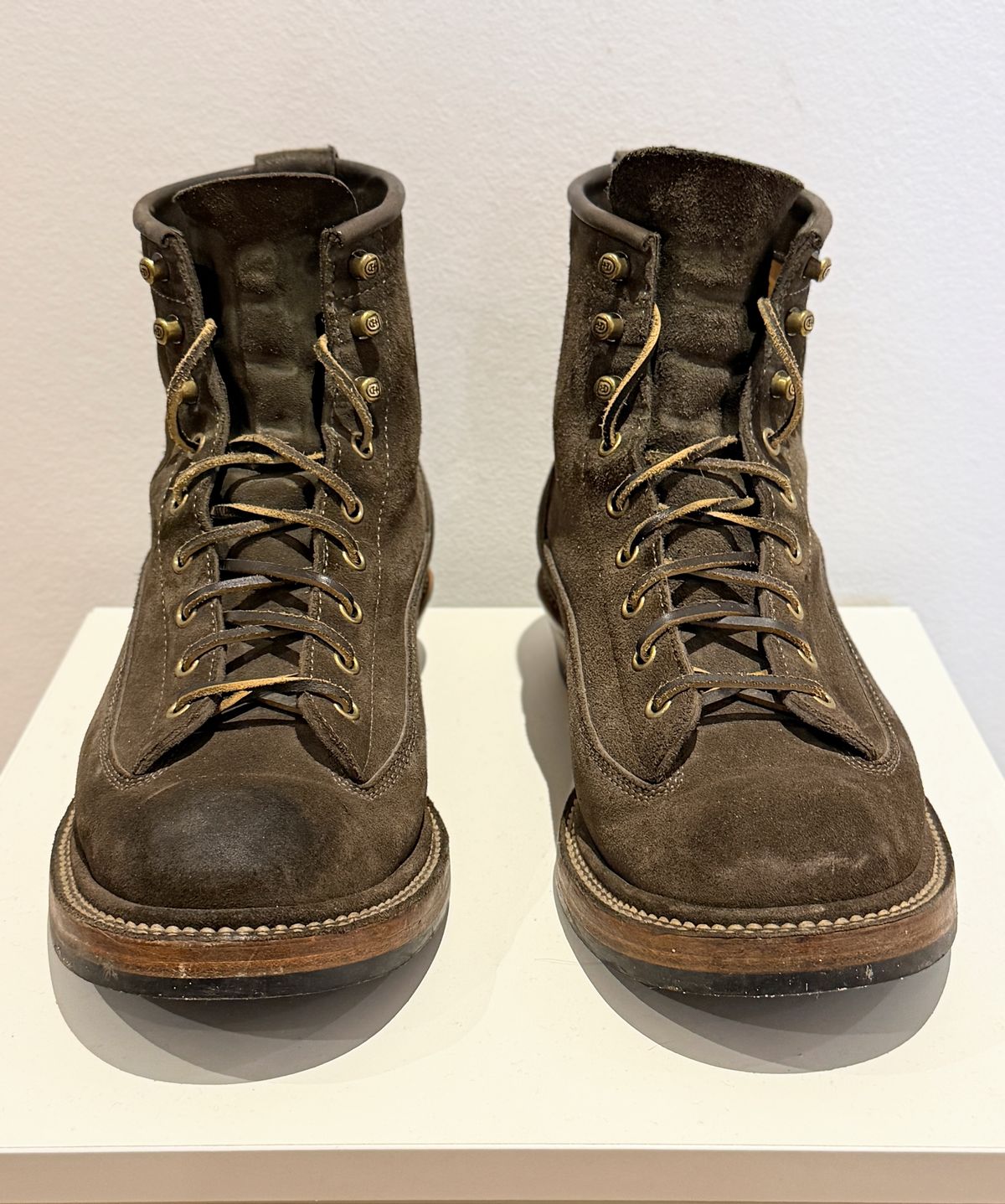 Photo by welts_and_wefts on January 1, 2026 of the Flame Panda Lace To Toe in Cf Stead Driftwood Suede.