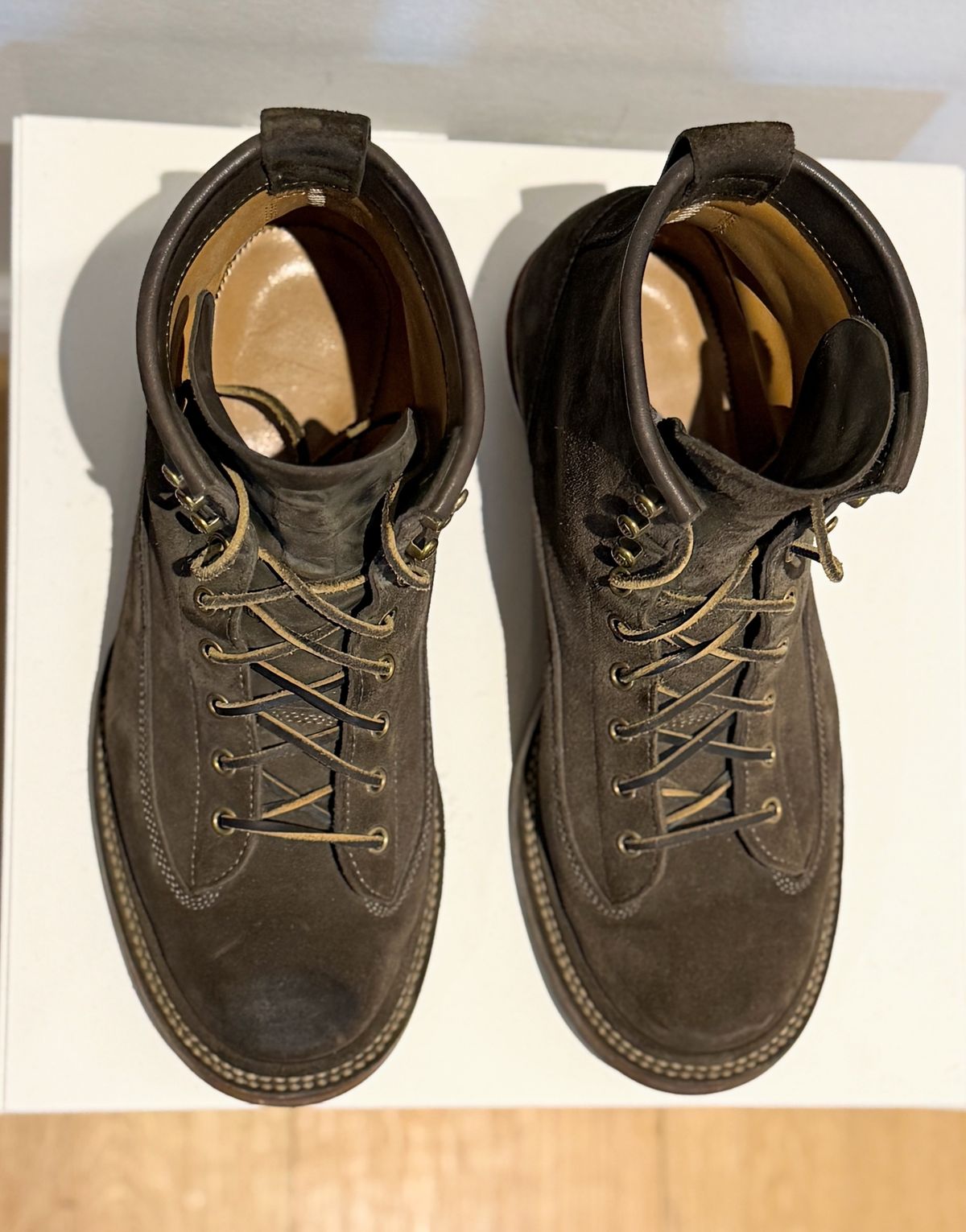 Photo by welts_and_wefts on January 1, 2026 of the Flame Panda Lace To Toe in Cf Stead Driftwood Suede.