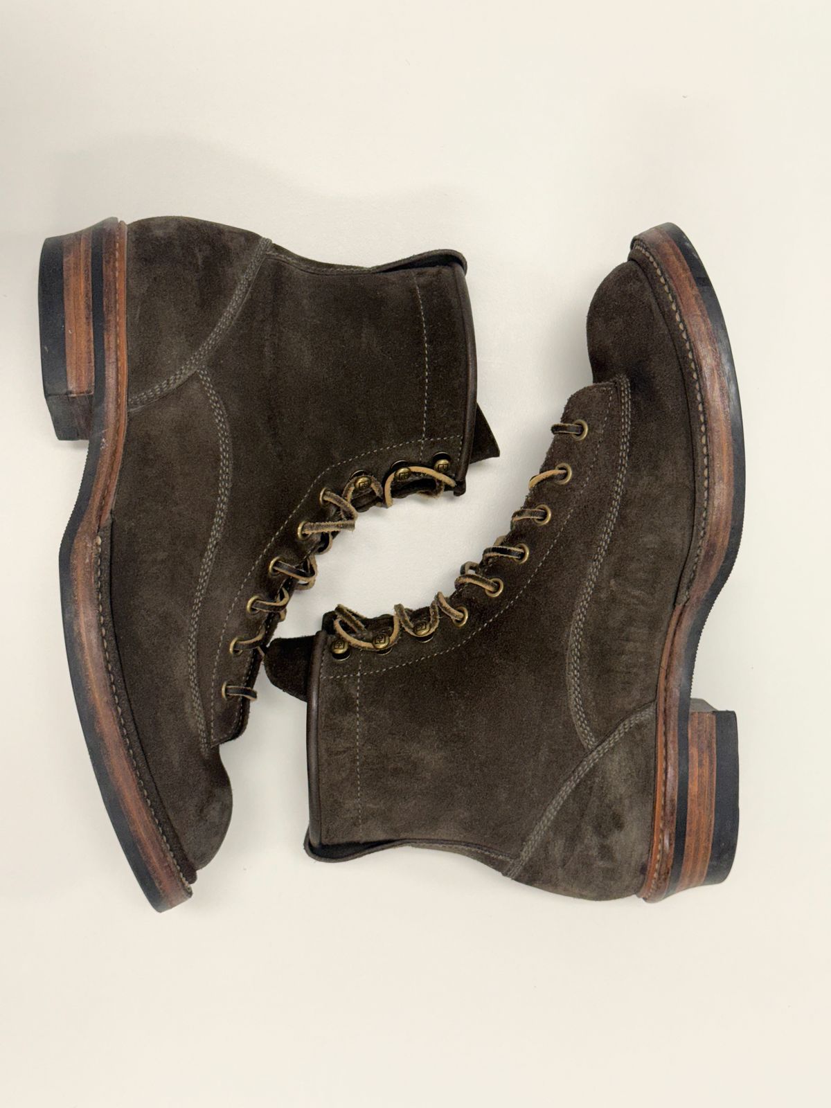 Photo by welts_and_wefts on March 2, 2026 of the Flame Panda Lace To Toe in Cf Stead Driftwood Suede.