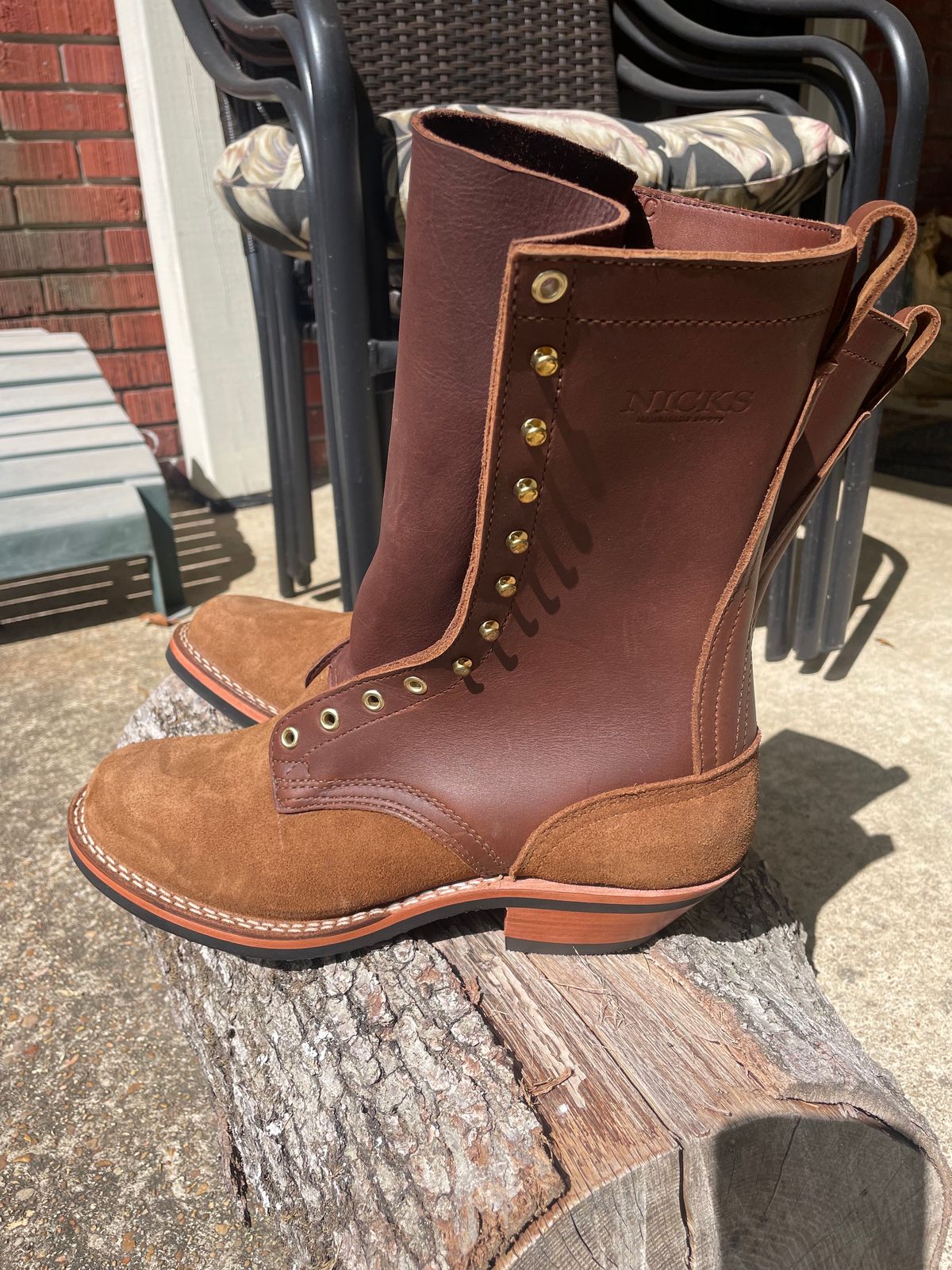 Photo by Isaac on October 3, 2023 of the Nicks Packer in Seidel 1964 Brown.