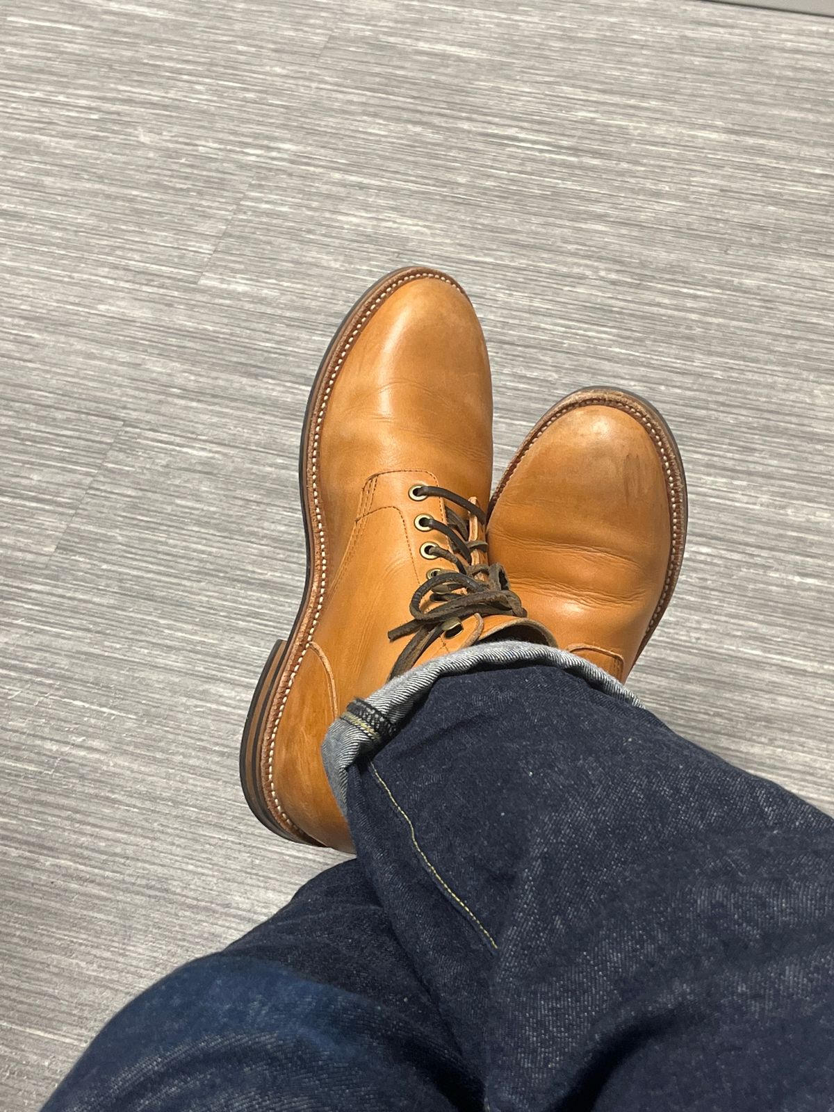 Photo by pasghetti_western on December 5, 2022 of the Grant Stone Diesel Boot in Horween English Tan Essex.