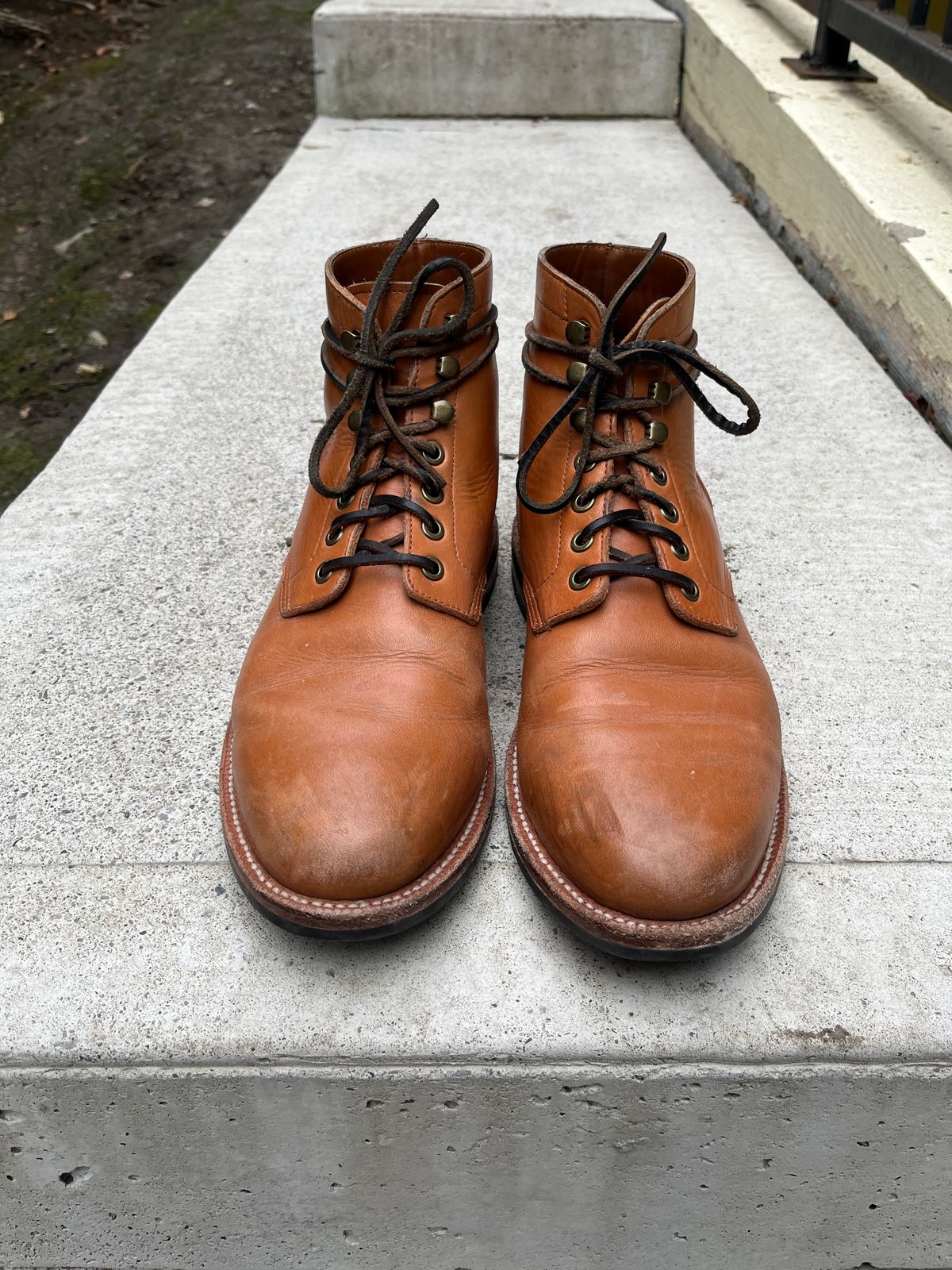 Photo by pasghetti_western on December 5, 2022 of the Grant Stone Diesel Boot in Horween English Tan Essex.