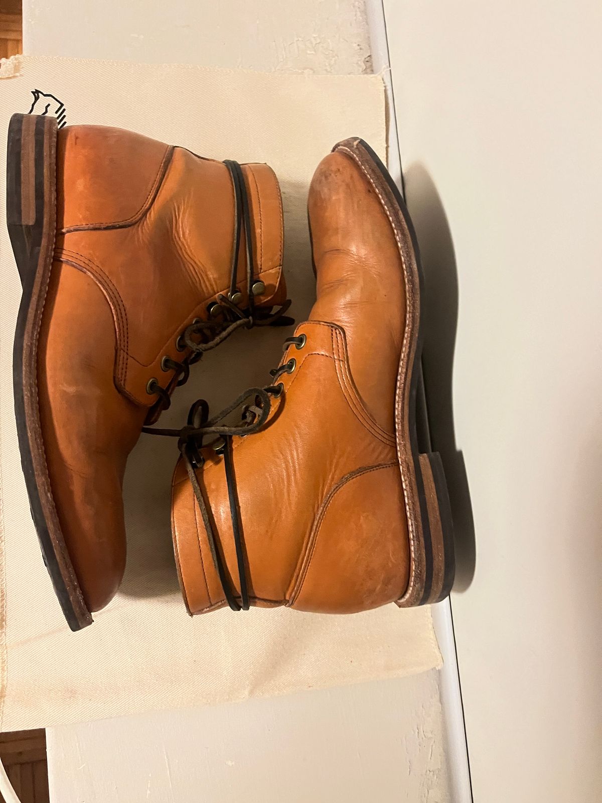 Photo by pasghetti_western on January 5, 2023 of the Grant Stone Diesel Boot in Horween English Tan Essex.