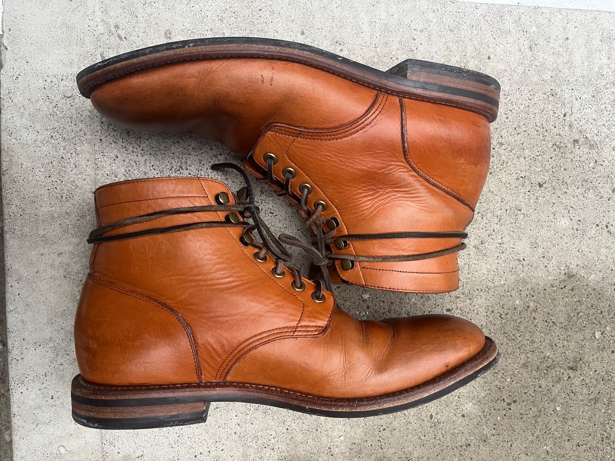 Photo by pasghetti_western on February 5, 2023 of the Grant Stone Diesel Boot in Horween English Tan Essex.