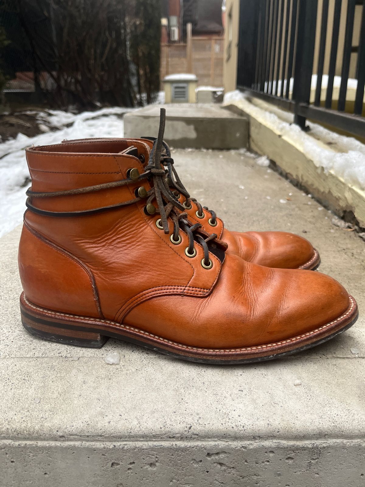 Photo by pasghetti_western on February 5, 2023 of the Grant Stone Diesel Boot in Horween English Tan Essex.