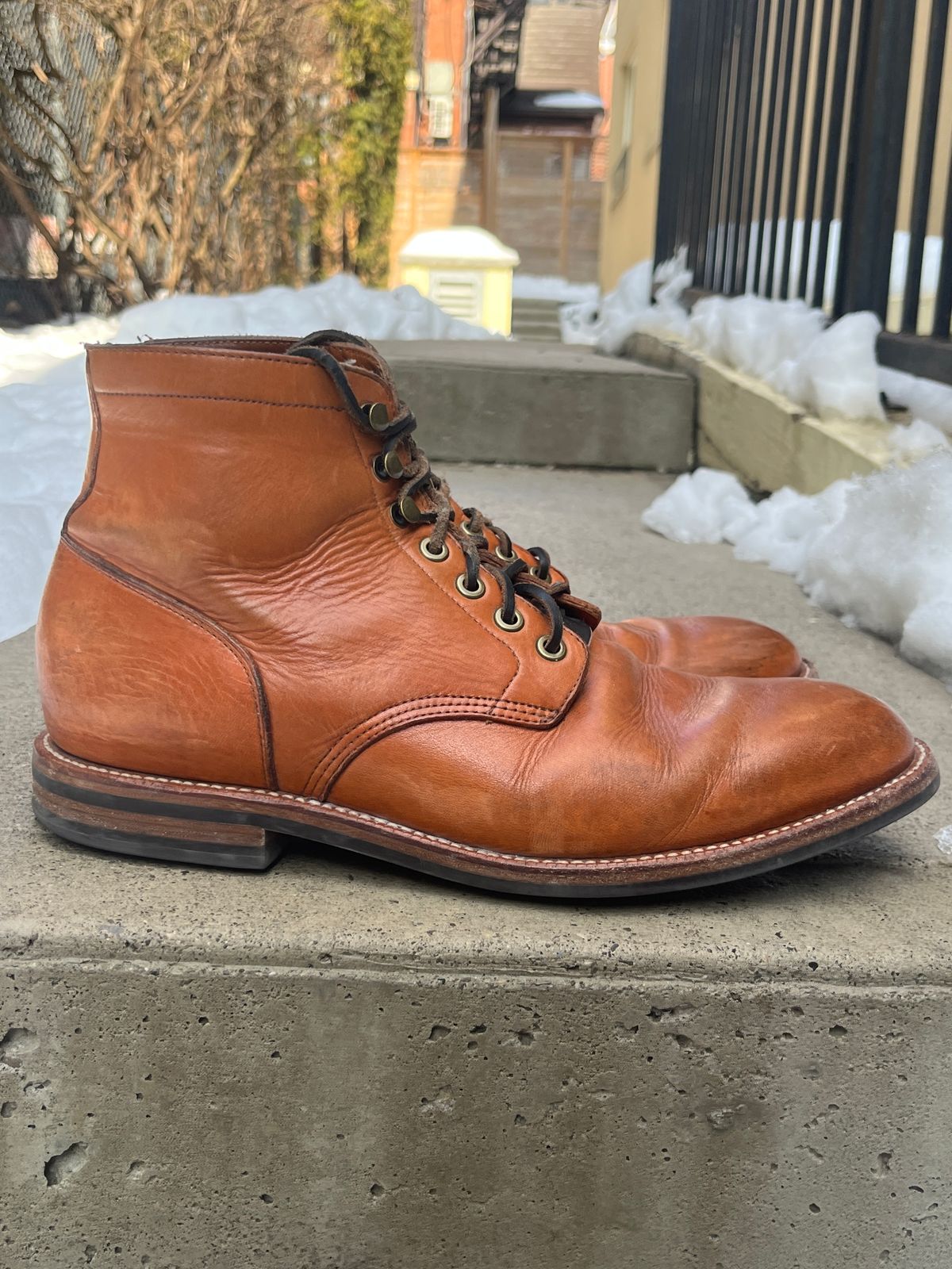 Photo by pasghetti_western on March 5, 2023 of the Grant Stone Diesel Boot in Horween English Tan Essex.