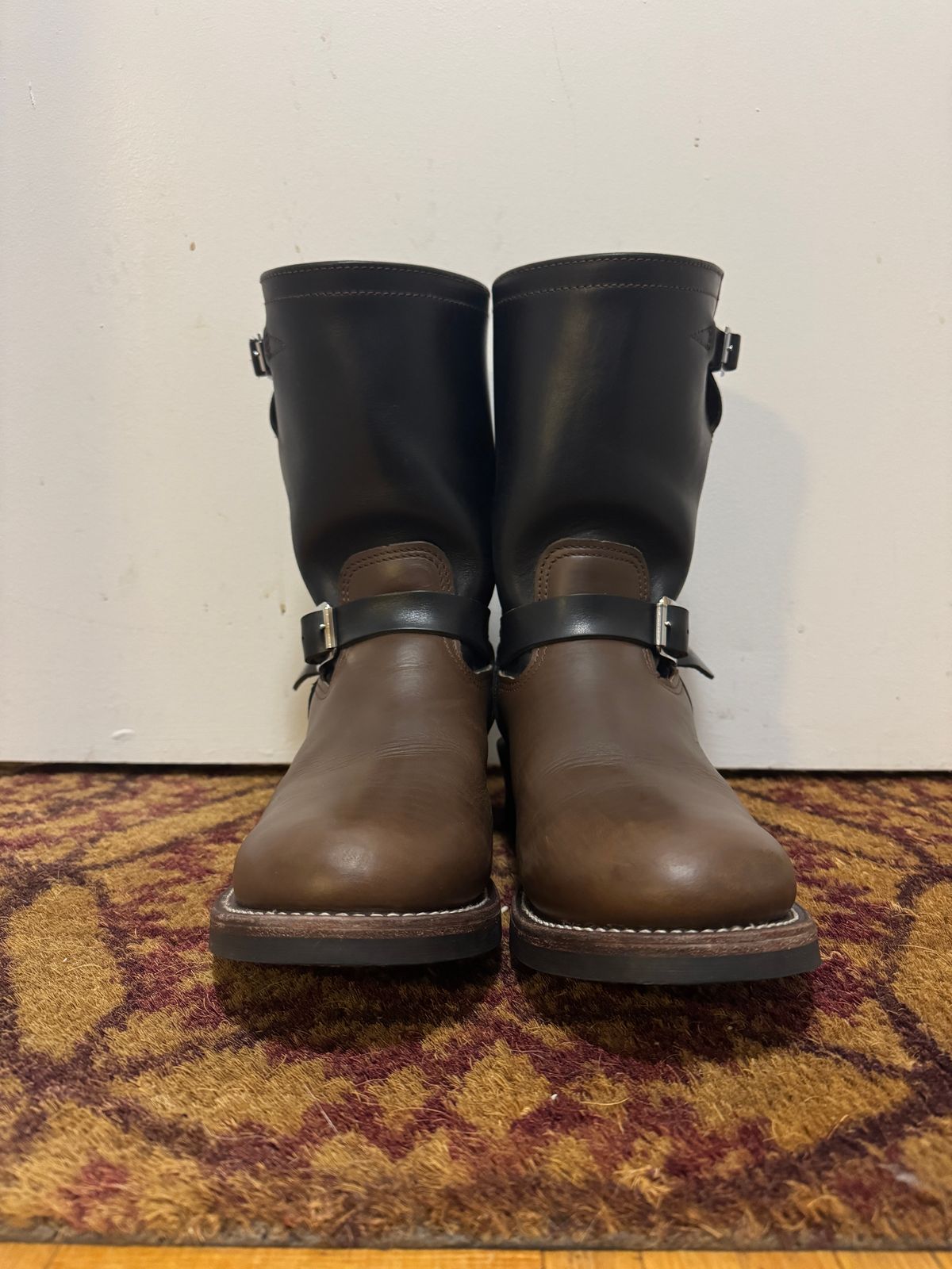 Photo by pasghetti_western on December 5, 2025 of the Keystone Shoe Co. Biker Boot in Unknown Horween Black x Unknown Horween Brown.