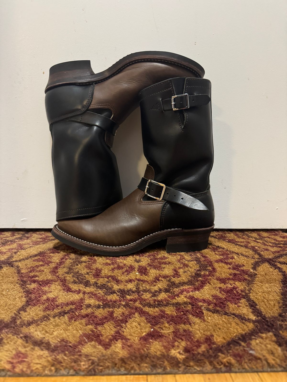 Photo by pasghetti_western on December 5, 2025 of the Keystone Shoe Co. Biker Boot in Unknown Horween Black x Unknown Horween Brown.