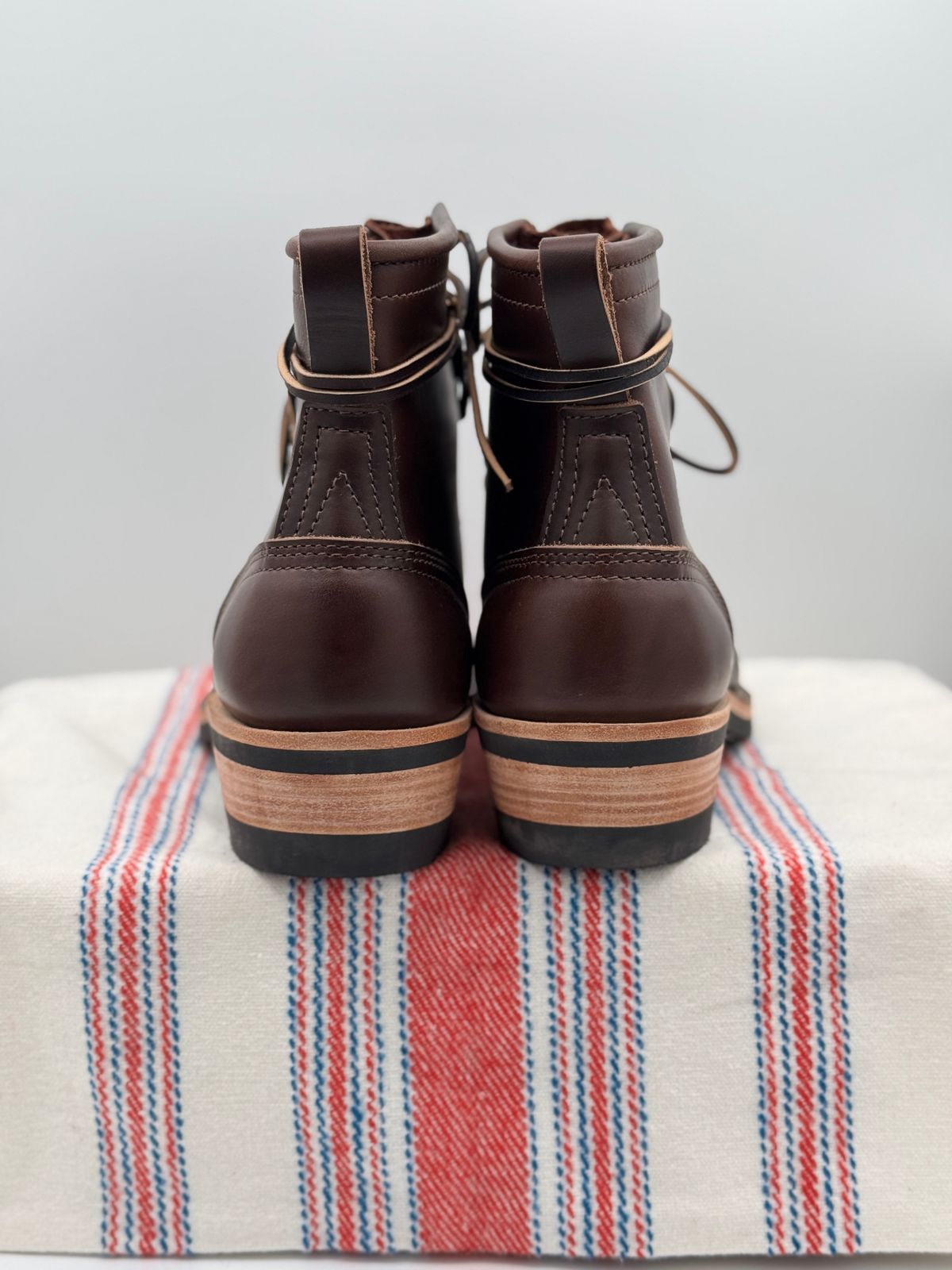 Photo by pasghetti_western on October 1, 2024 of the Nicks Robert in Horween Brown Chromexcel.