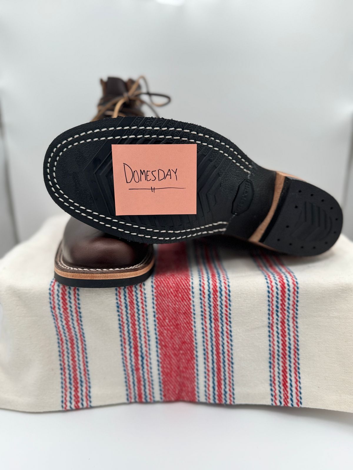 Photo by pasghetti_western on October 1, 2024 of the Nicks Robert in Horween Brown Chromexcel.