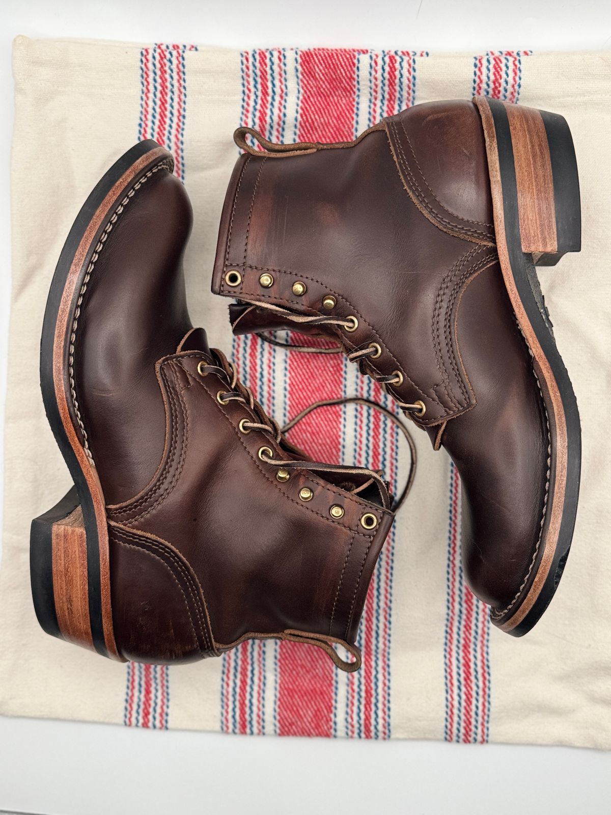 Photo by pasghetti_western on February 2, 2025 of the Nicks Robert in Horween Brown Chromexcel.