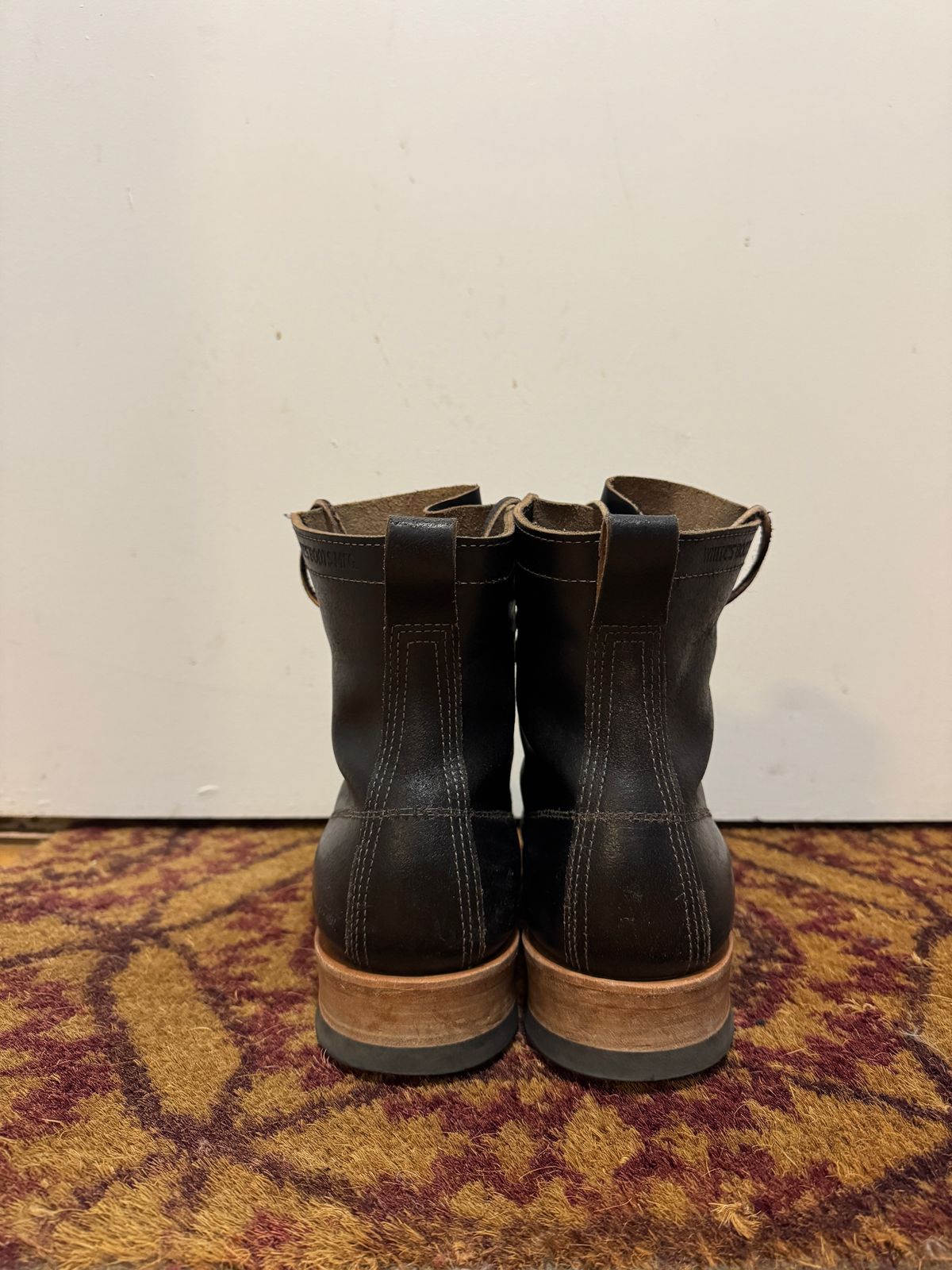Photo by pasghetti_western on November 5, 2025 of the White's x Division Road 7” Semi-Dress in Horween Black Waxed Flesh.