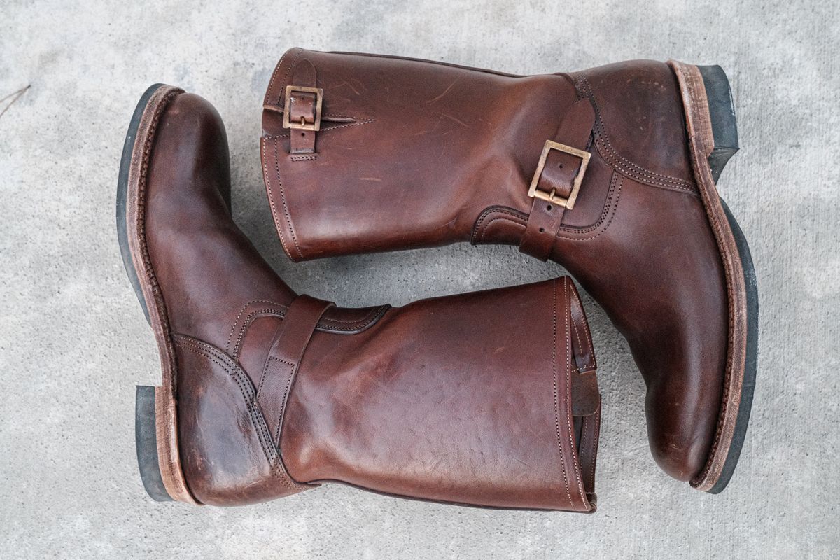 Photo by yokohama_menswear on November 3, 2023 of the Motor Engineer Boots in Antique Brown Italian Horsebutt.