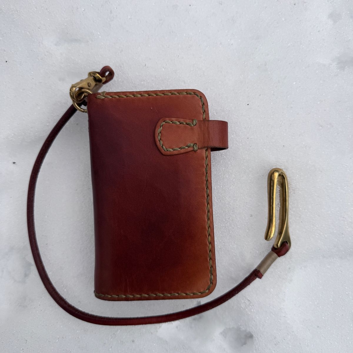 Photo by HLDM on December 4, 2025 of the Voyej Wallet in Unknown Natural Veg Tan.