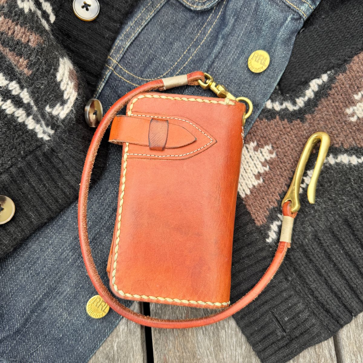 Photo by HLDM on March 4, 2026 of the Voyej Wallet in Unknown Natural Veg Tan.