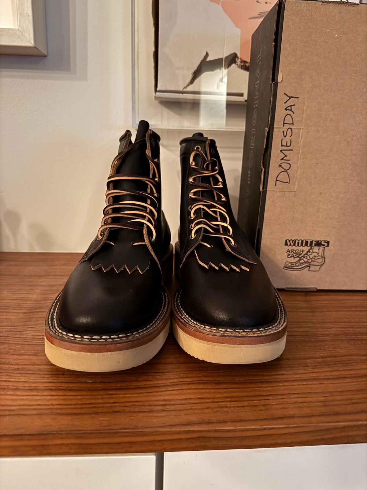 Photo by HLDM on October 1, 2024 of the White's C350-CS in Horween Black Waxed Flesh & Horween Black Chromexcel.