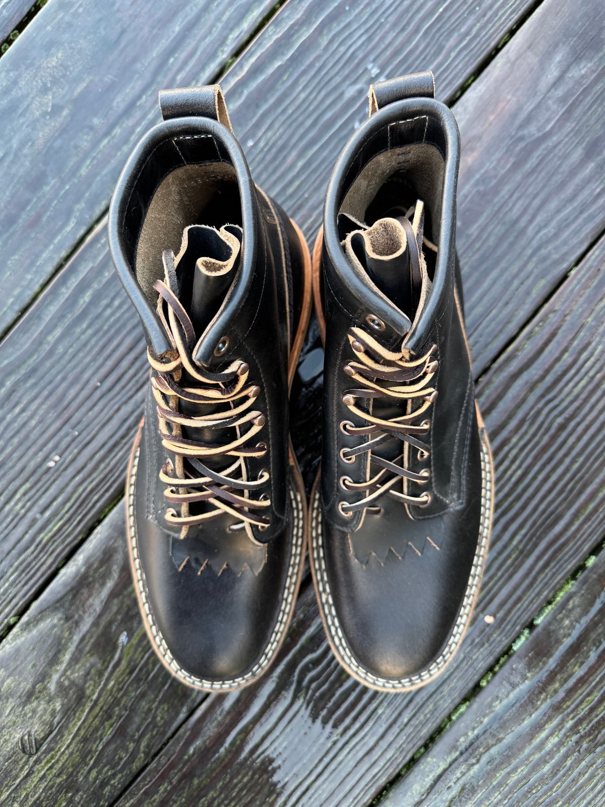 Photo by HLDM on October 2, 2024 of the White's C350-CS in Horween Black Waxed Flesh & Horween Black Chromexcel.