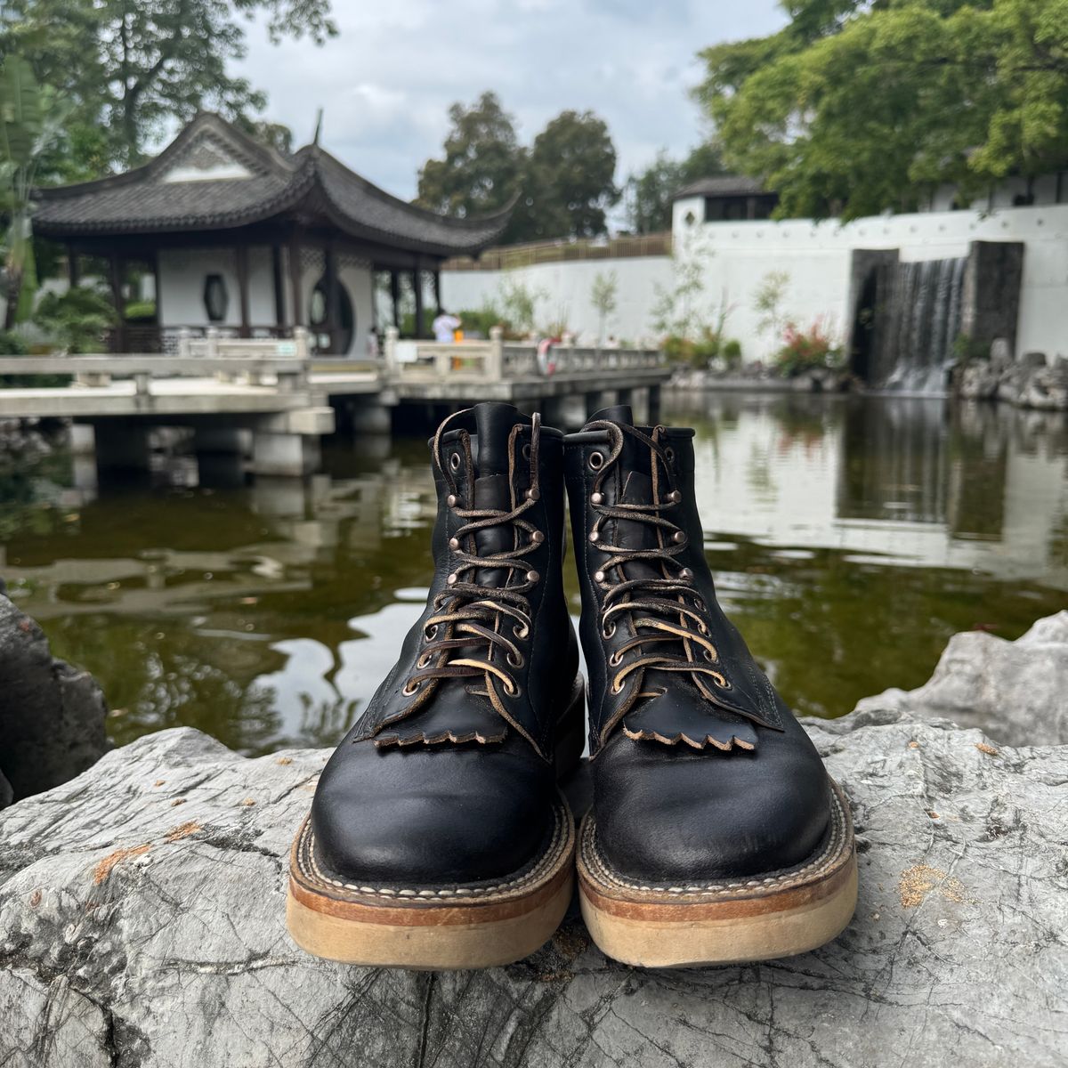 Photo by HLDM on November 3, 2024 of the White's C350-CS in Horween Black Waxed Flesh & Horween Black Chromexcel.