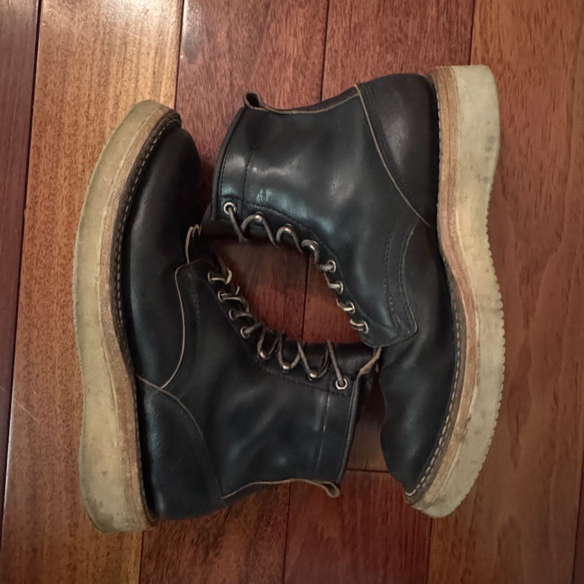 Photo by HLDM on March 3, 2025 of the White's C350-CS in Horween Black Waxed Flesh & Horween Black Chromexcel.