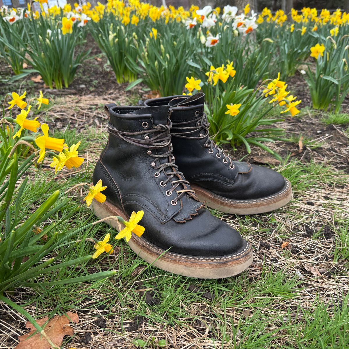 Photo by HLDM on April 5, 2025 of the White's C350-CS in Horween Black Waxed Flesh & Horween Black Chromexcel.