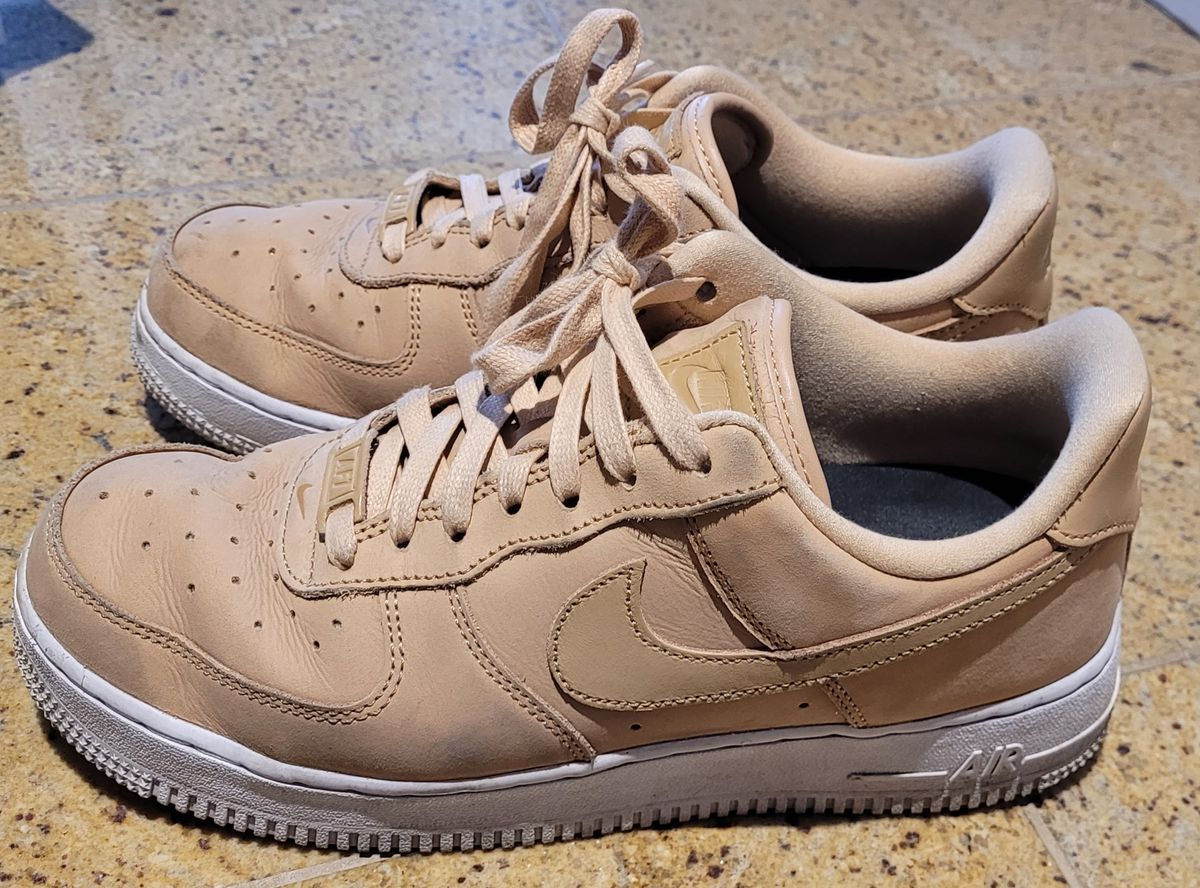 Photo by katiet on November 3, 2023 of the Nike AIR FORCE 1 '07 PRM VACHETTA TAN / WHITE in Unknown Leather.