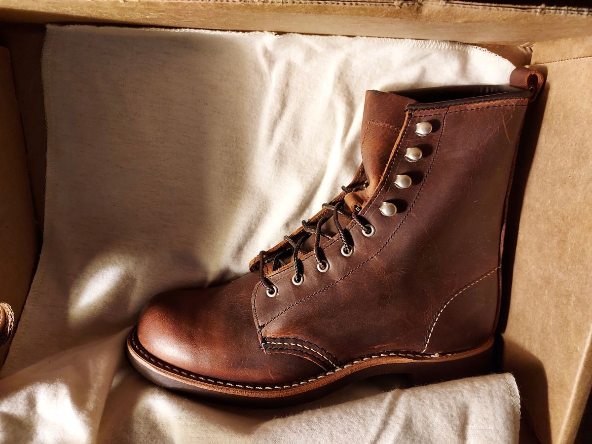 Photo by River on November 2, 2023 of the Red Wing Silversmith in S.B. Foot Copper Rough and Tough.