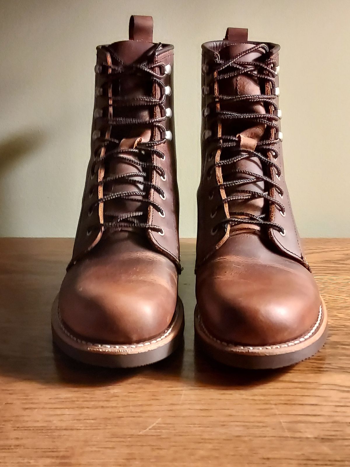 Photo by River on November 2, 2023 of the Red Wing Silversmith in S.B. Foot Copper Rough and Tough.