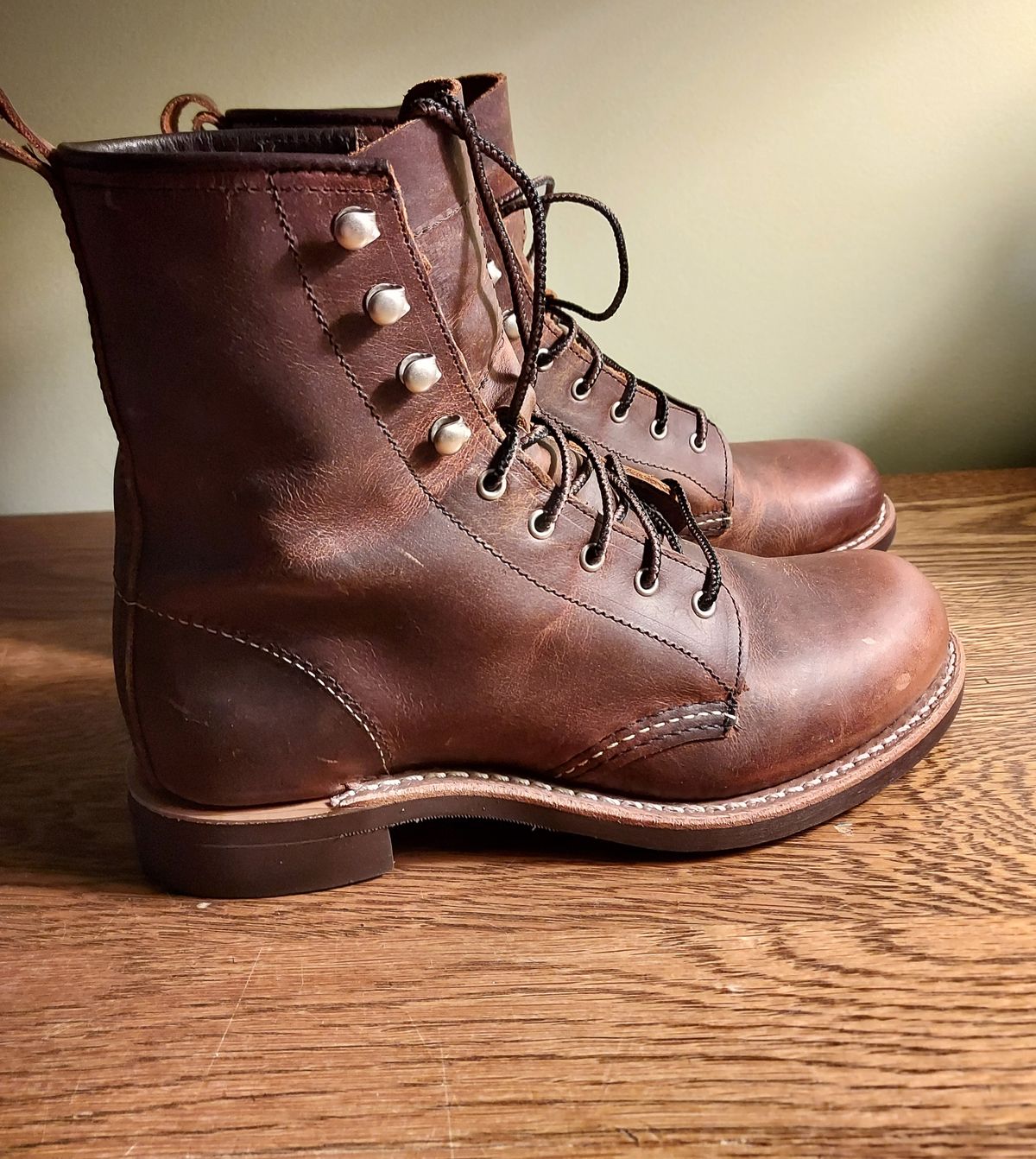 Photo by River on December 5, 2023 of the Red Wing Silversmith in S.B. Foot Copper Rough and Tough.