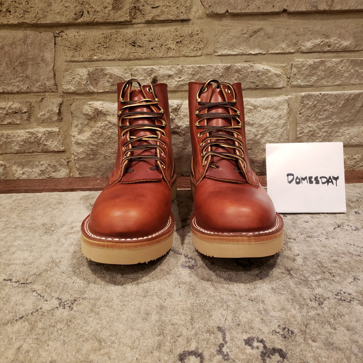 Photo by woutvafan on October 1, 2024 of the Nicks Free Range in Wickett & Craig Tan Oiled Latigo.