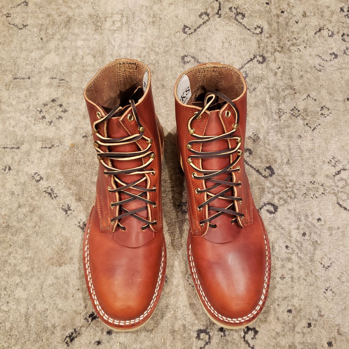 Photo by woutvafan on October 1, 2024 of the Nicks Free Range in Wickett & Craig Tan Oiled Latigo.