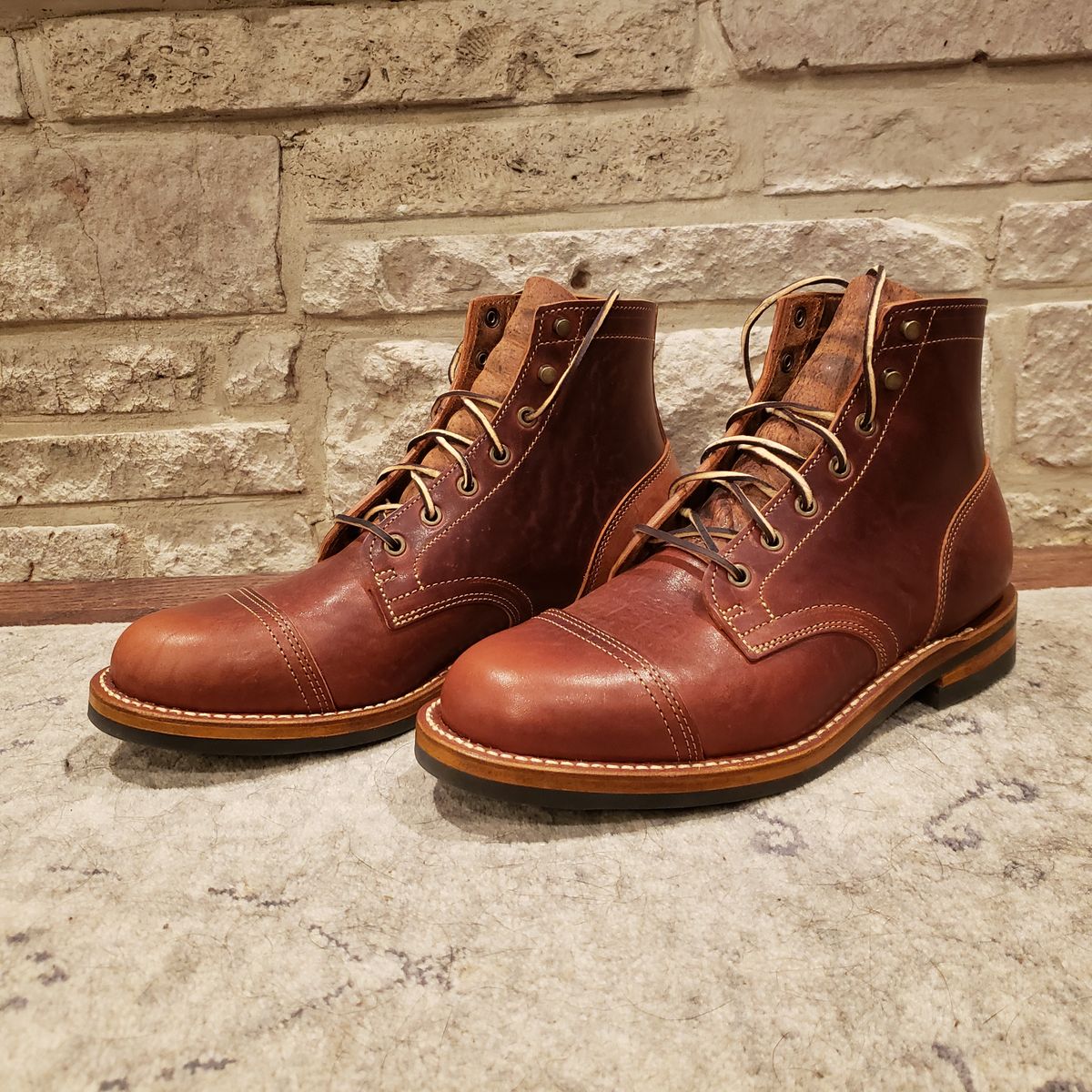 Photo by woutvafan on October 1, 2024 of the Truman Cap Toe Boot in Gallun Cognac Horse Rump.