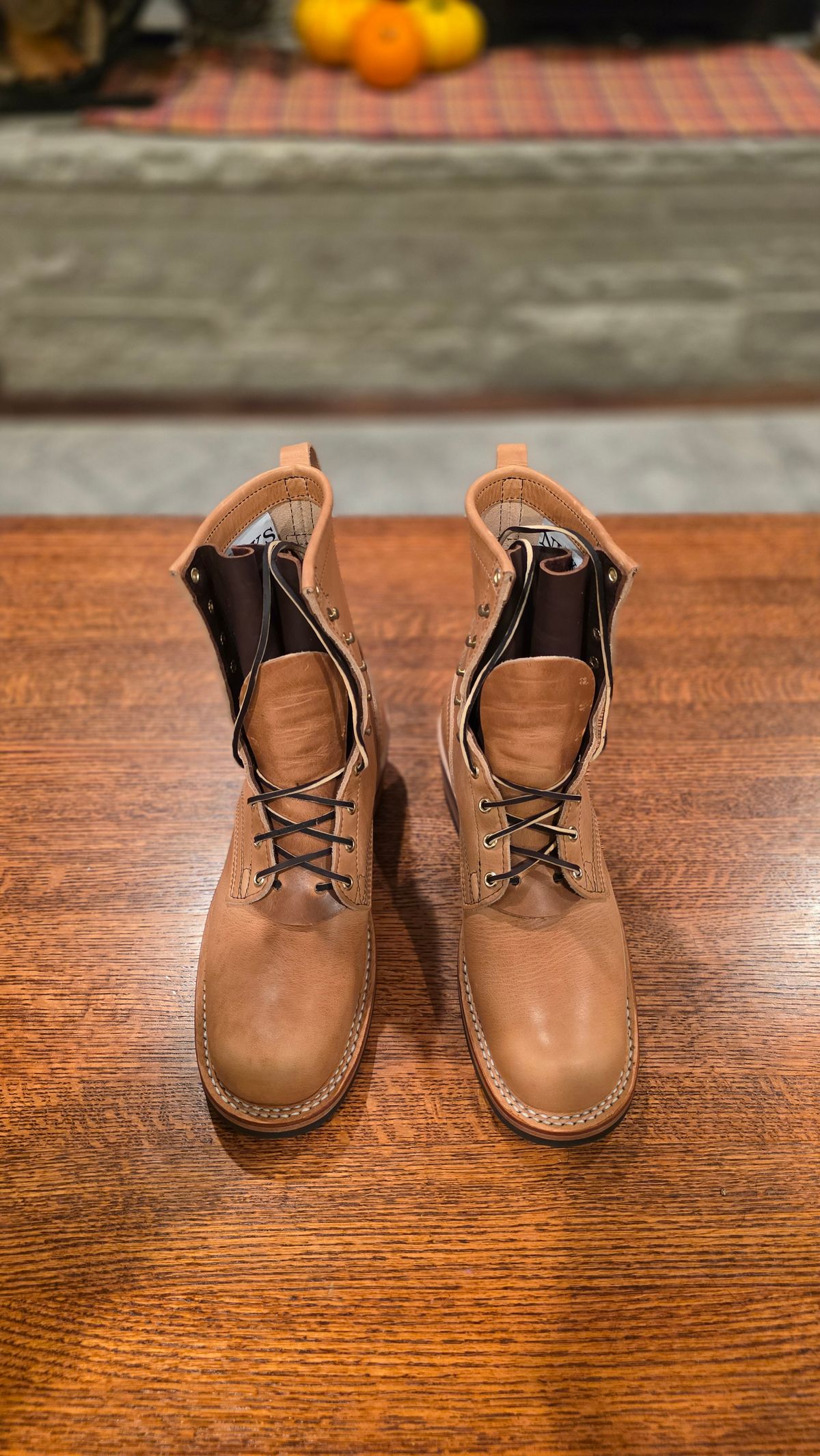 Photo by woutvafan on October 1, 2025 of the Nicks Robert in Horween Light Natural Dublin.