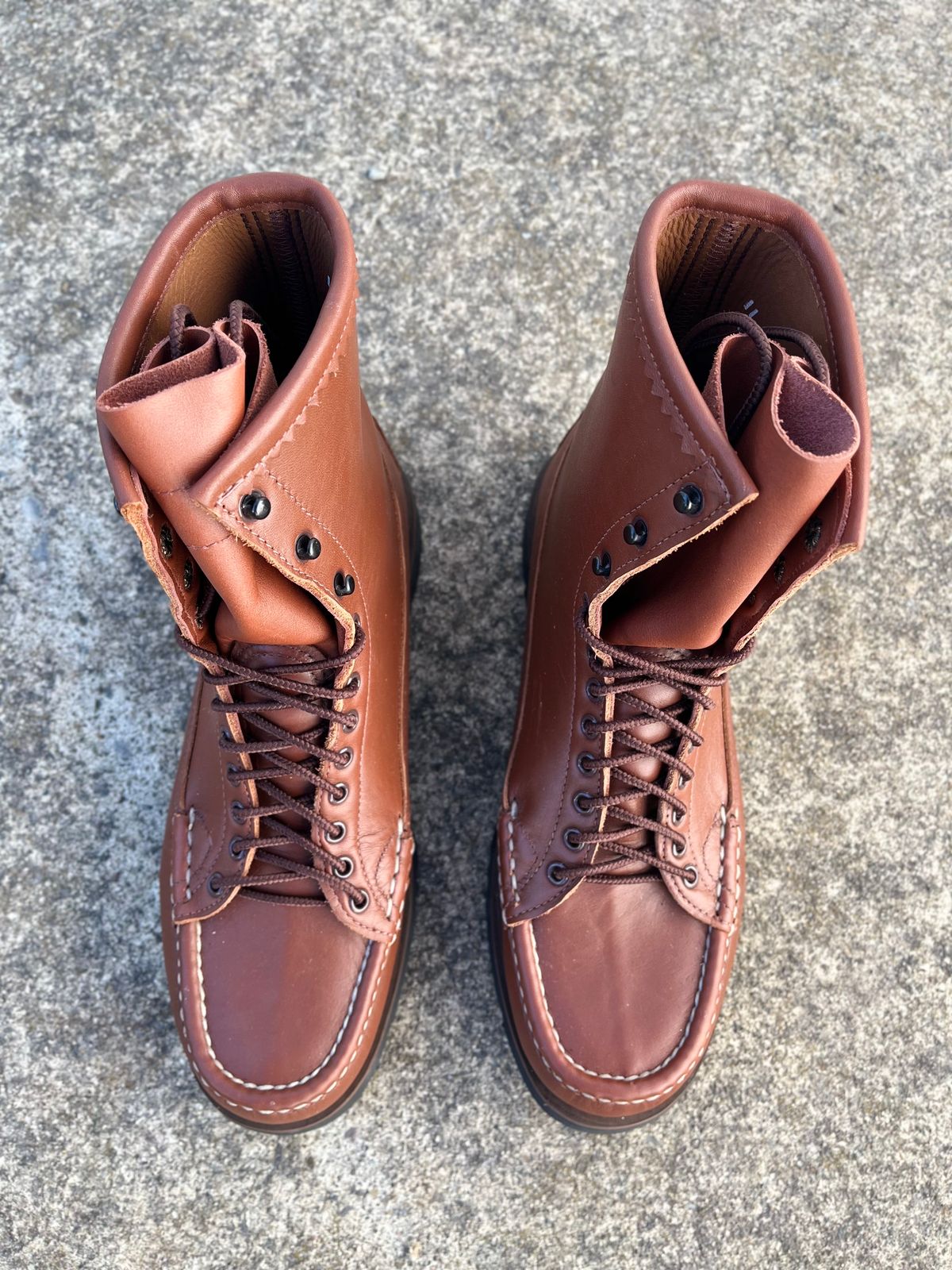 Photo by philbert on October 1, 2022 of the Russell Moccasin Co. Woodcock TLC in Richard Hoffmans Tan German Elk.