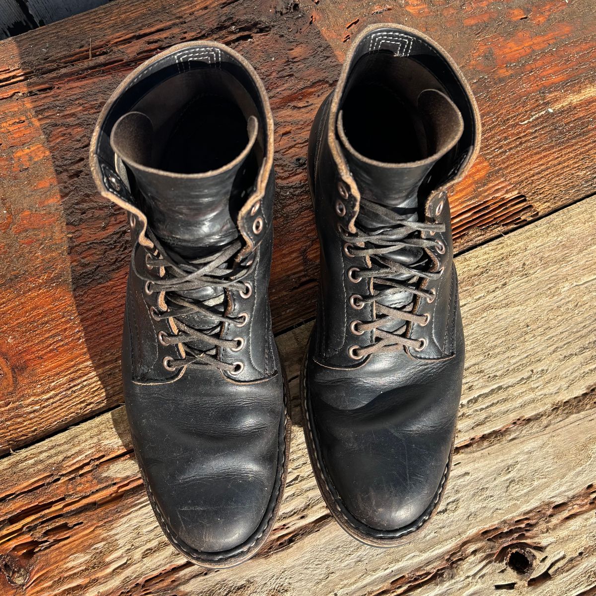 Photo by philbert on January 3, 2026 of the White's MP-Sherman Plain Toe in Horween Black Chromexcel.