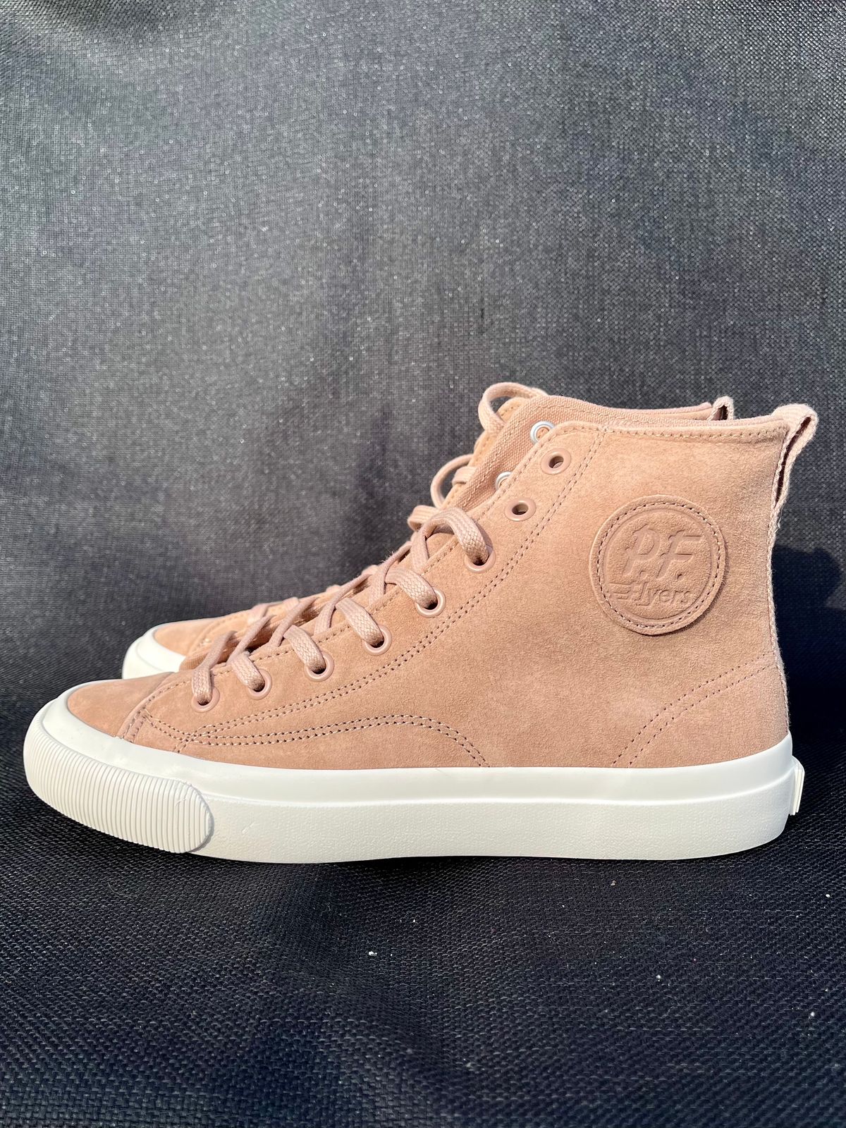 Photo by philbert on November 2, 2023 of the PF Flyers All American Hi Top in Blush Suede.