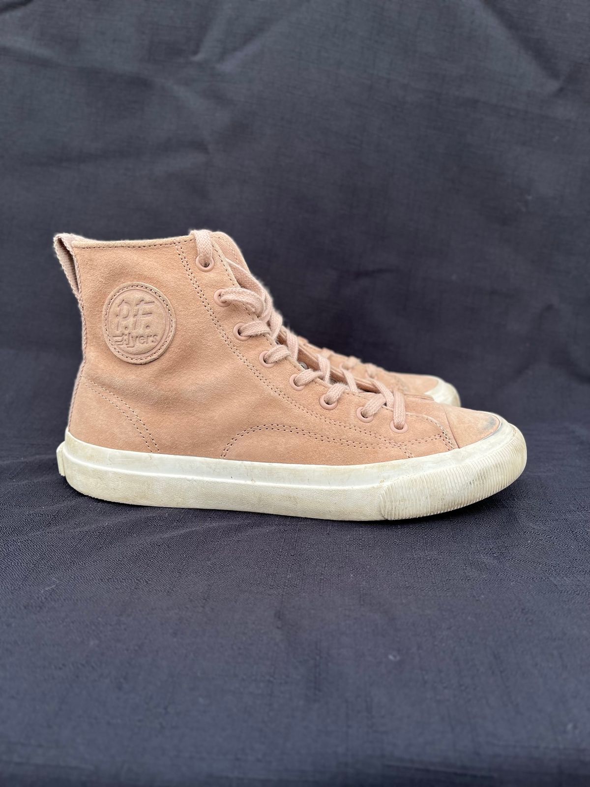 Photo by philbert on December 3, 2023 of the PF Flyers All American Hi Top in Blush Suede.