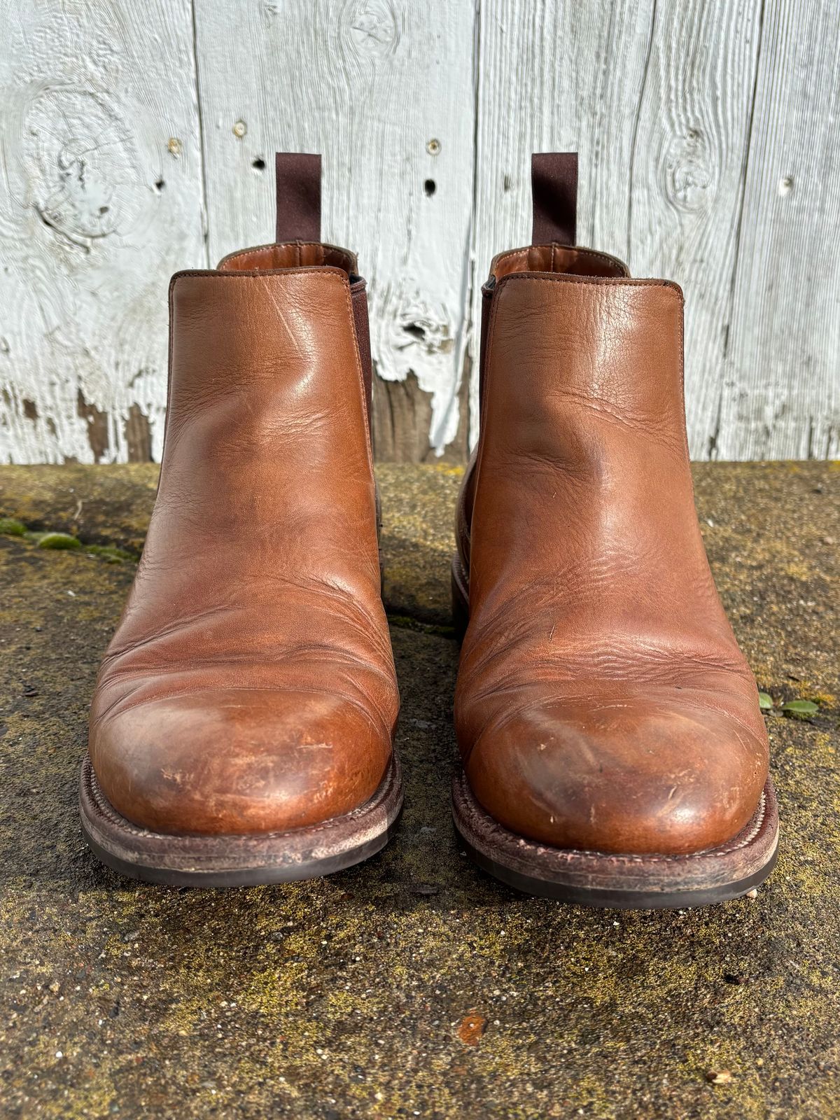 Photo by philbert on March 3, 2025 of the Grant Stone Chelsea Boot in Horween Dune Chromexcel.