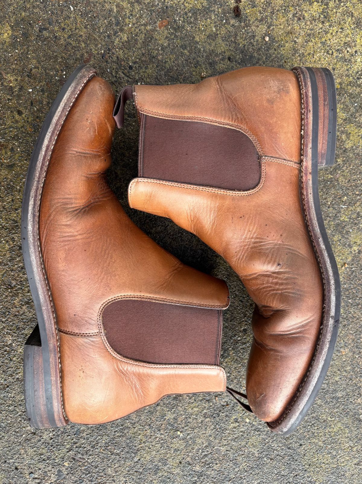 Photo by philbert on March 3, 2025 of the Grant Stone Chelsea Boot in Horween Dune Chromexcel.
