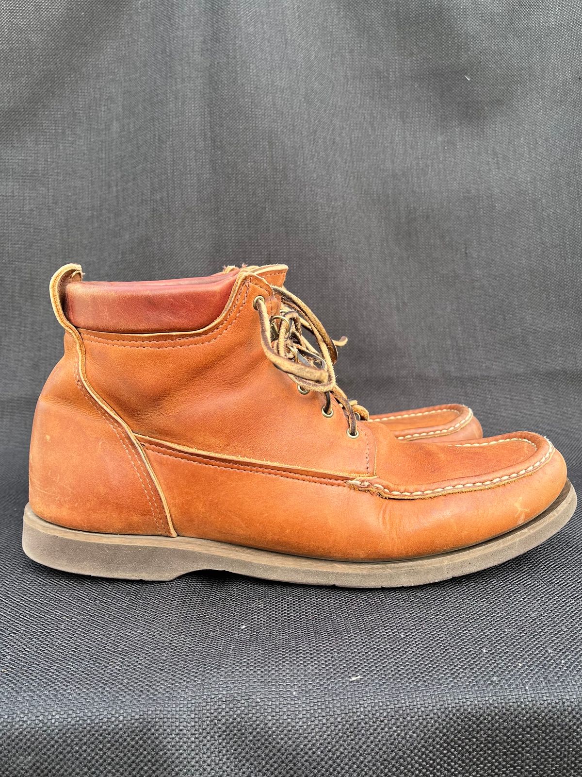 Photo by philbert on November 2, 2023 of the Russell Moccasin Co. Premier Chukka in Horween Rust Chamois.