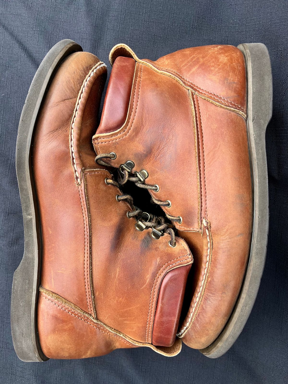 Photo by philbert on December 3, 2023 of the Russell Moccasin Co. Premier Chukka in Horween Rust Chamois.