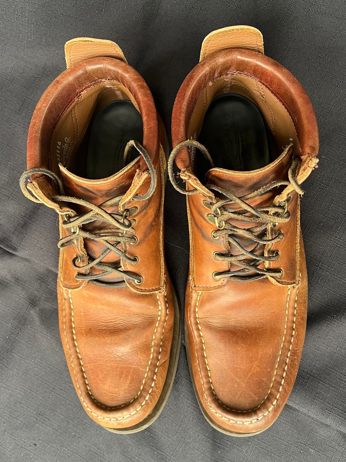Photo by philbert on March 4, 2024 of the Russell Moccasin Co. Premier Chukka in Horween Rust Chamois.