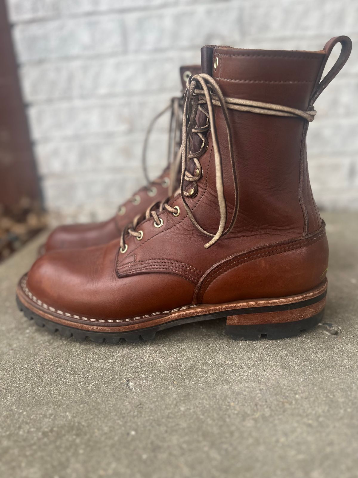 Photo by DiscoBiscuits on April 3, 2024 of the Nicks Overlander in Seidel 1964 Brown.