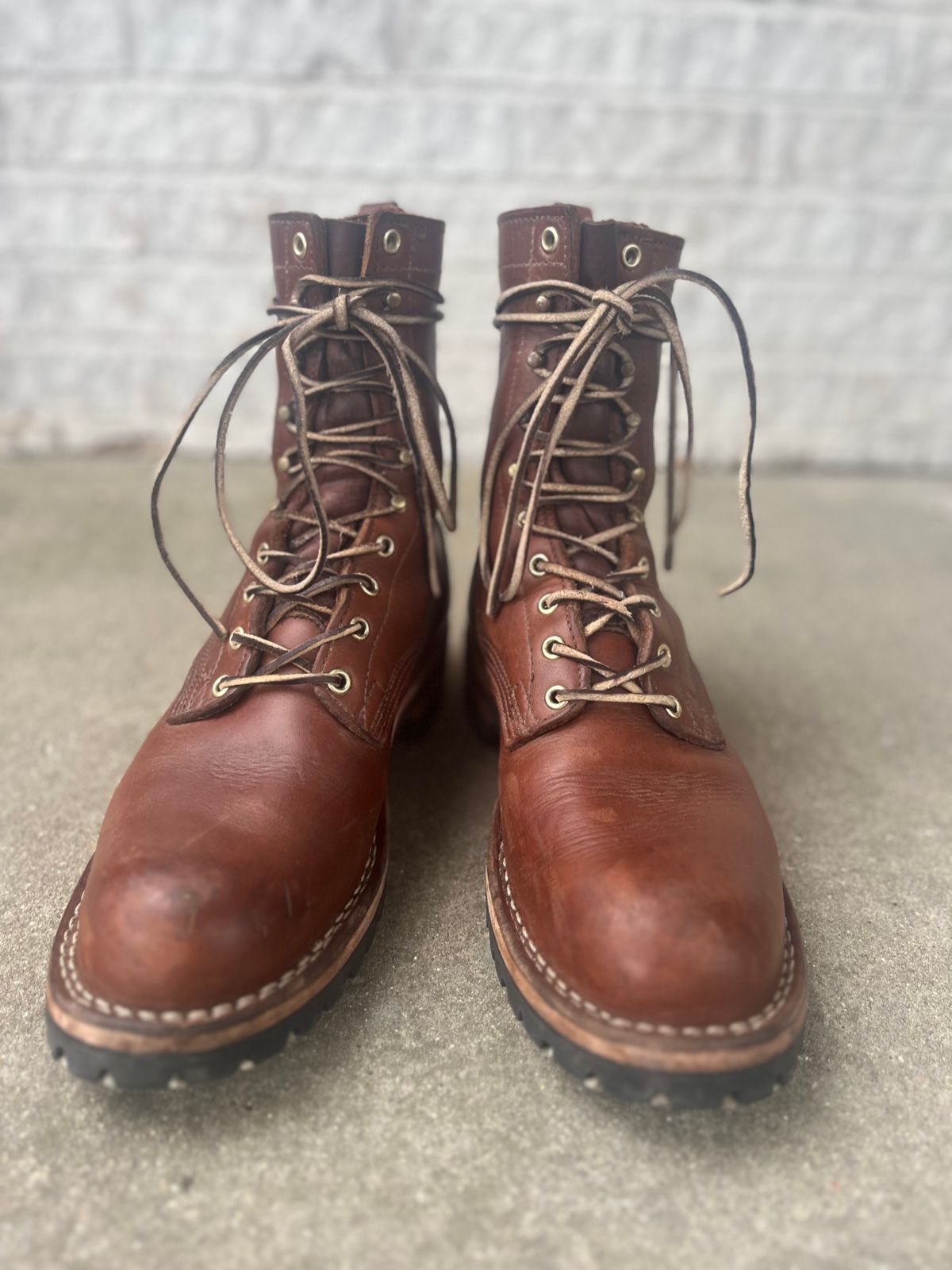 Photo by DiscoBiscuits on April 3, 2024 of the Nicks Overlander in Seidel 1964 Brown.