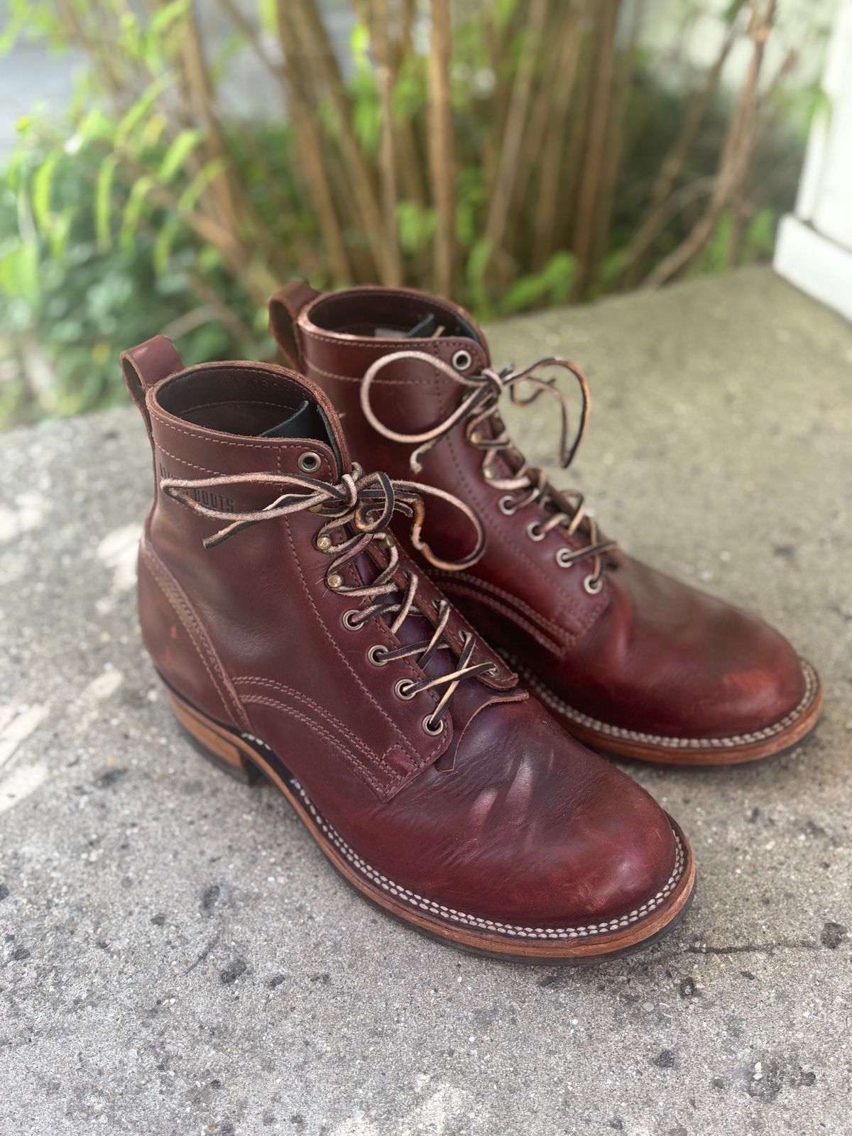 Photo by DiscoBiscuits on October 2, 2025 of the Drew's Boots 6-Inch Contractor in Rogue Smooth.